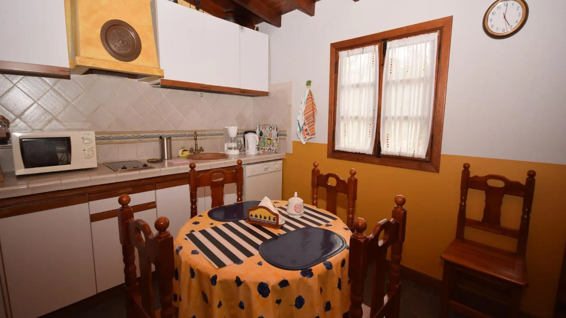 Nyaraló Belvilla By Oyo Casita Orotava, Cleaning Included La Orotava Spanyolország